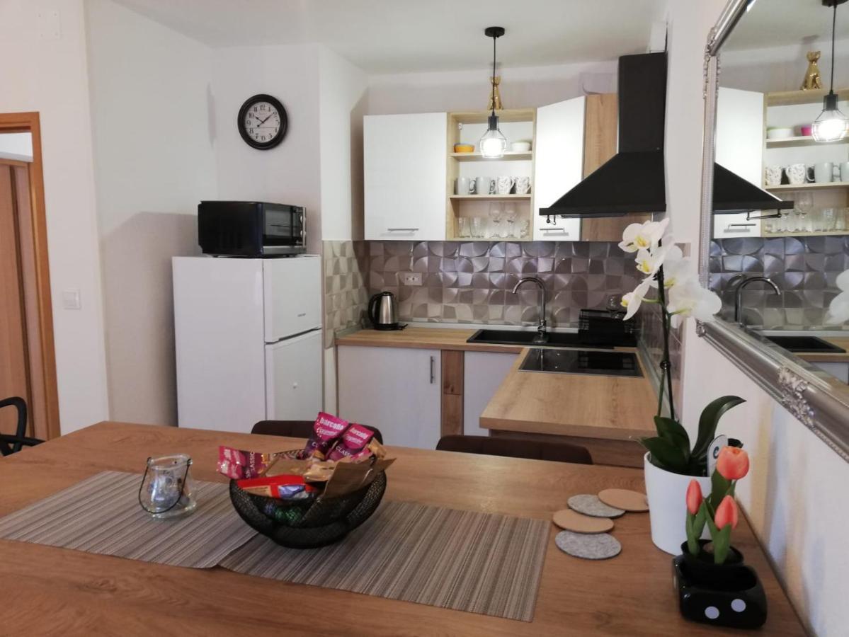 Apartman Morean Leilighet Šibenik Eksteriør bilde